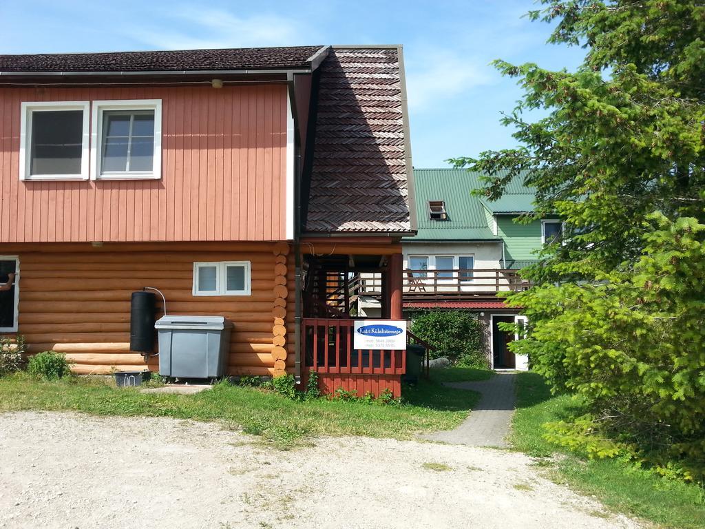 Katri Guesthouse Tubala Exterior photo